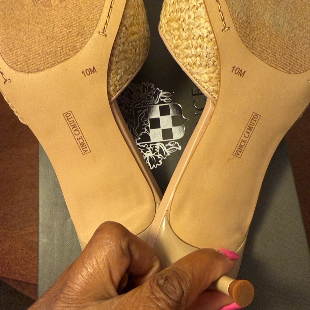 Vince Camuto Beige Woven Mules - Picture 5 of 15